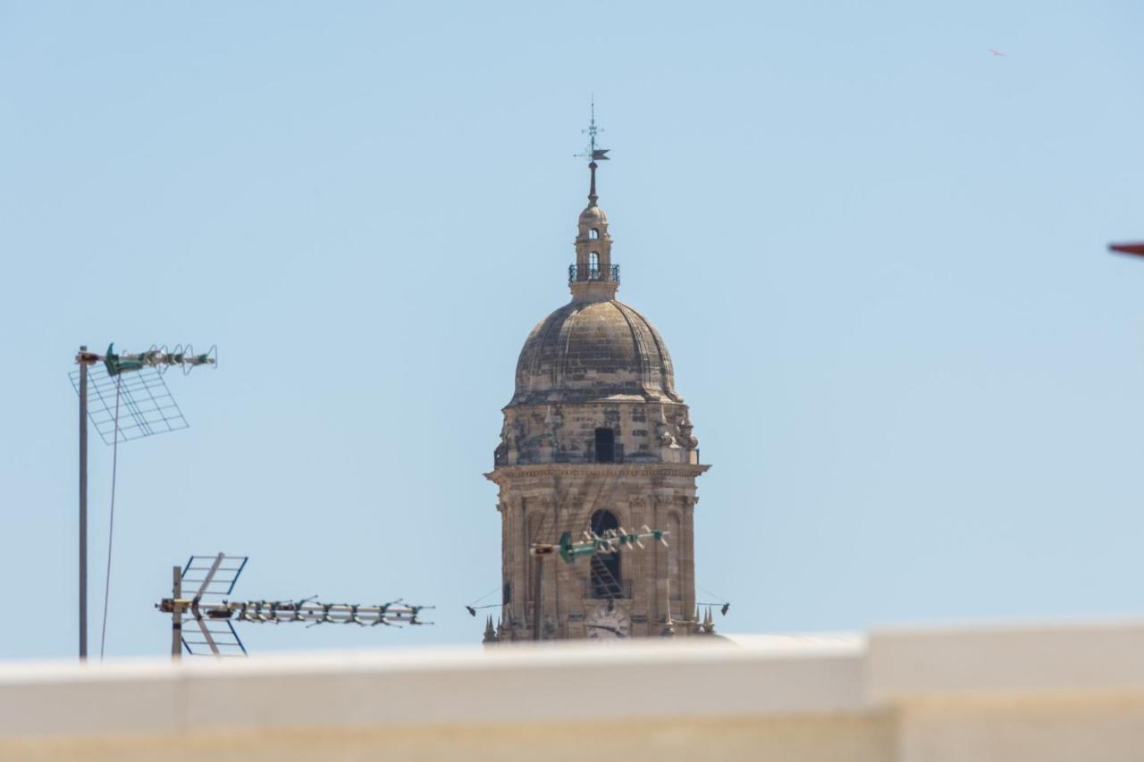 Апартаменты Atico Con Terraza Ac 1Hab En El Centro Y Piscina Comunitaria Малага Экстерьер фото